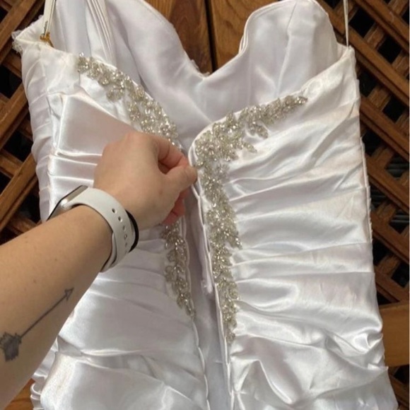 Demetrios Wedding Dress - Picture 3 of 10